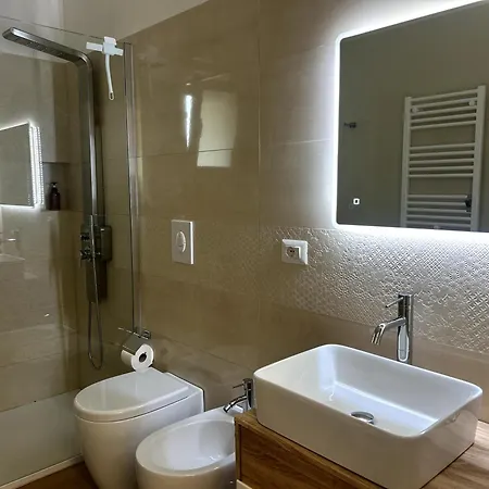 Strettomare-business & Travel Apartman *