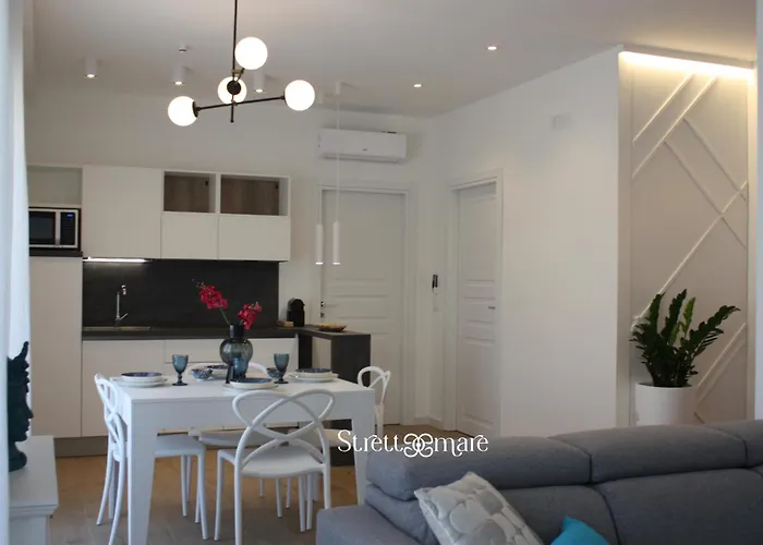 Apartman Strettomare-business & Travel Reggio di Calabria