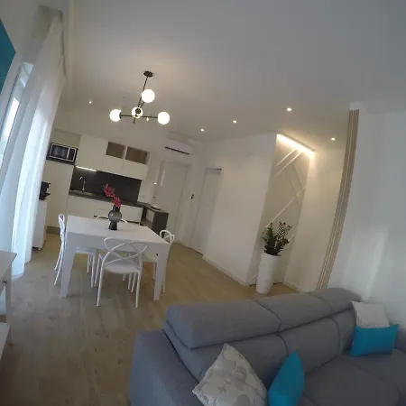 Strettomare-business & Travel