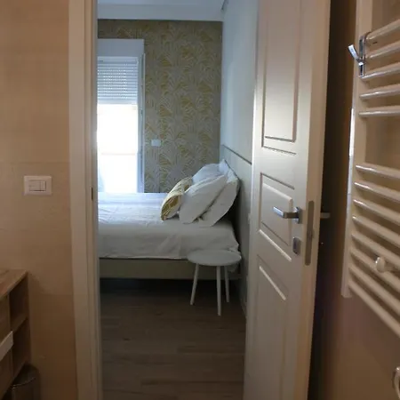 Apartman Strettomare-business & Travel Reggio di Calabria