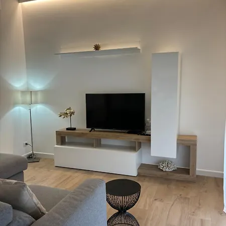 Strettomare-business & Travel *