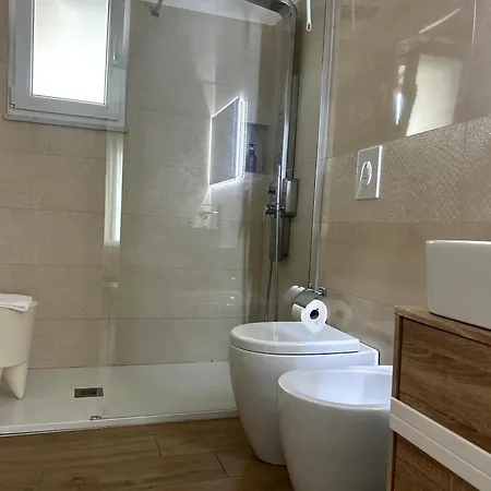 Strettomare-business & Travel *